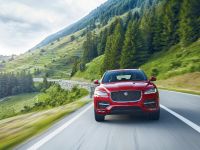 Jaguar F-PACE (2017) - picture 1 of 32