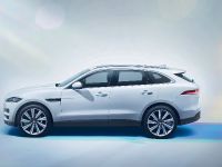 Jaguar F-PACE (2017)