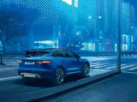 Jaguar F-PACE (2017)