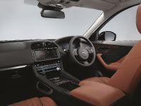 Jaguar F-PACE (2017)