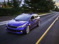 Kia Forte5 SX (2017) - picture 1 of 8