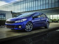 Kia Forte5 SX (2017) - picture 4 of 8