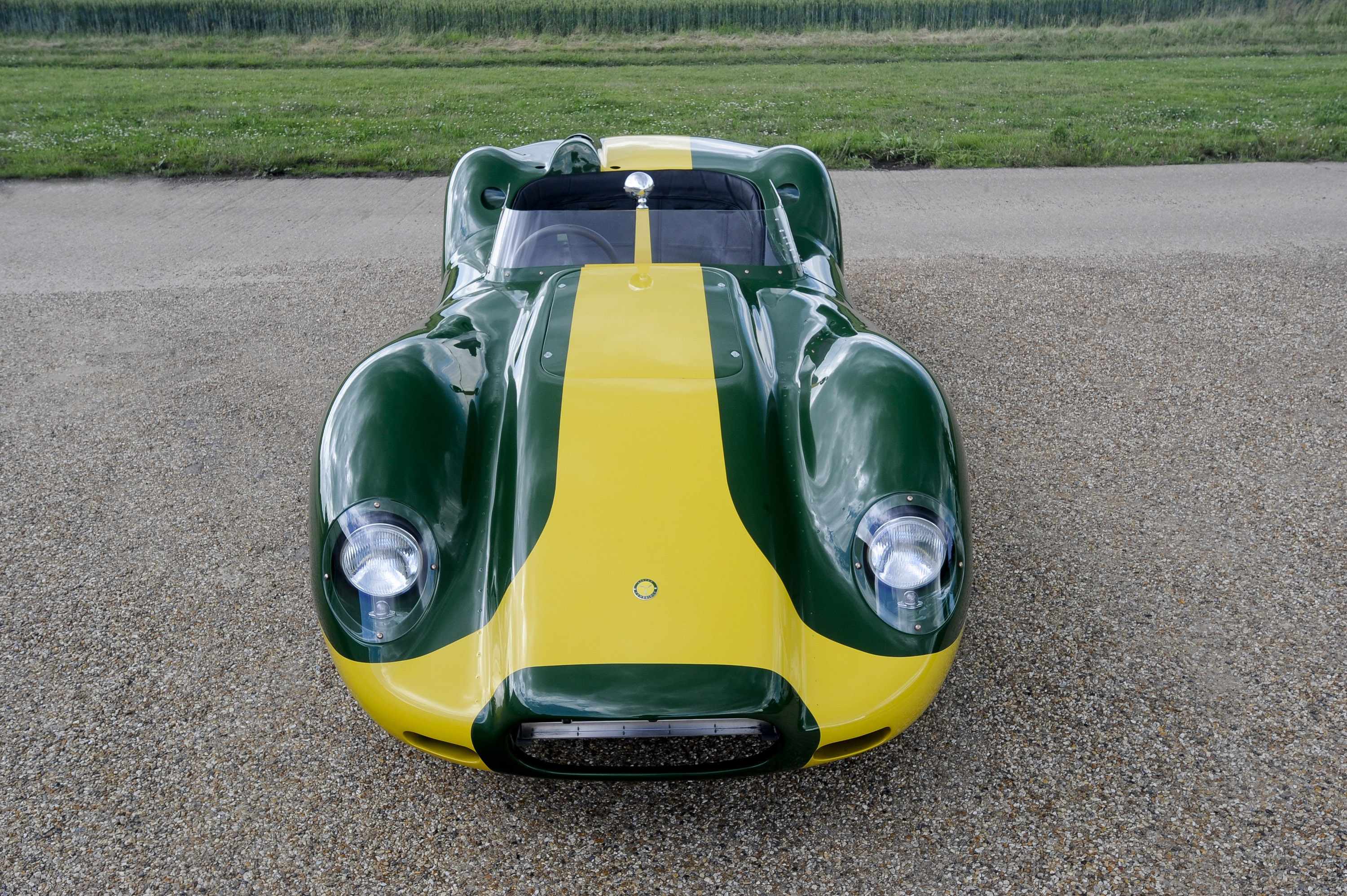 Lister Knobby Jaguar Stirling Moss