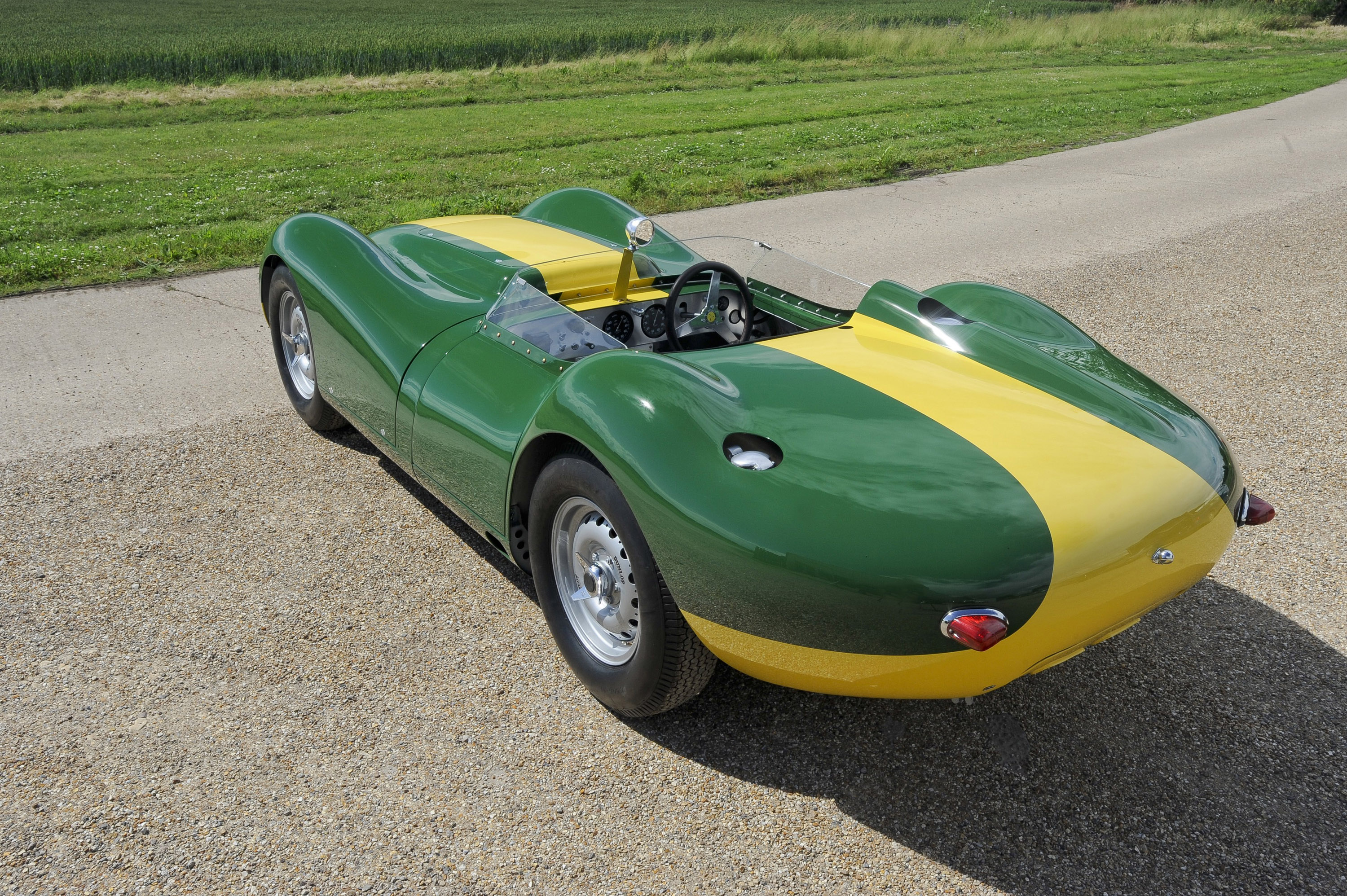 Lister Knobby Jaguar Stirling Moss