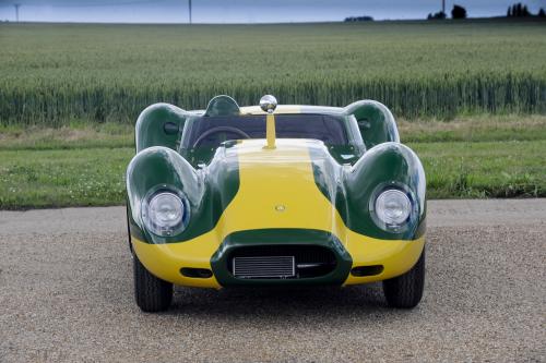Lister Knobby Jaguar Stirling Moss (2017) - picture 1 of 26