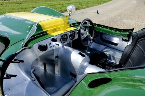 Lister Knobby Jaguar Stirling Moss (2017) - picture 9 of 26