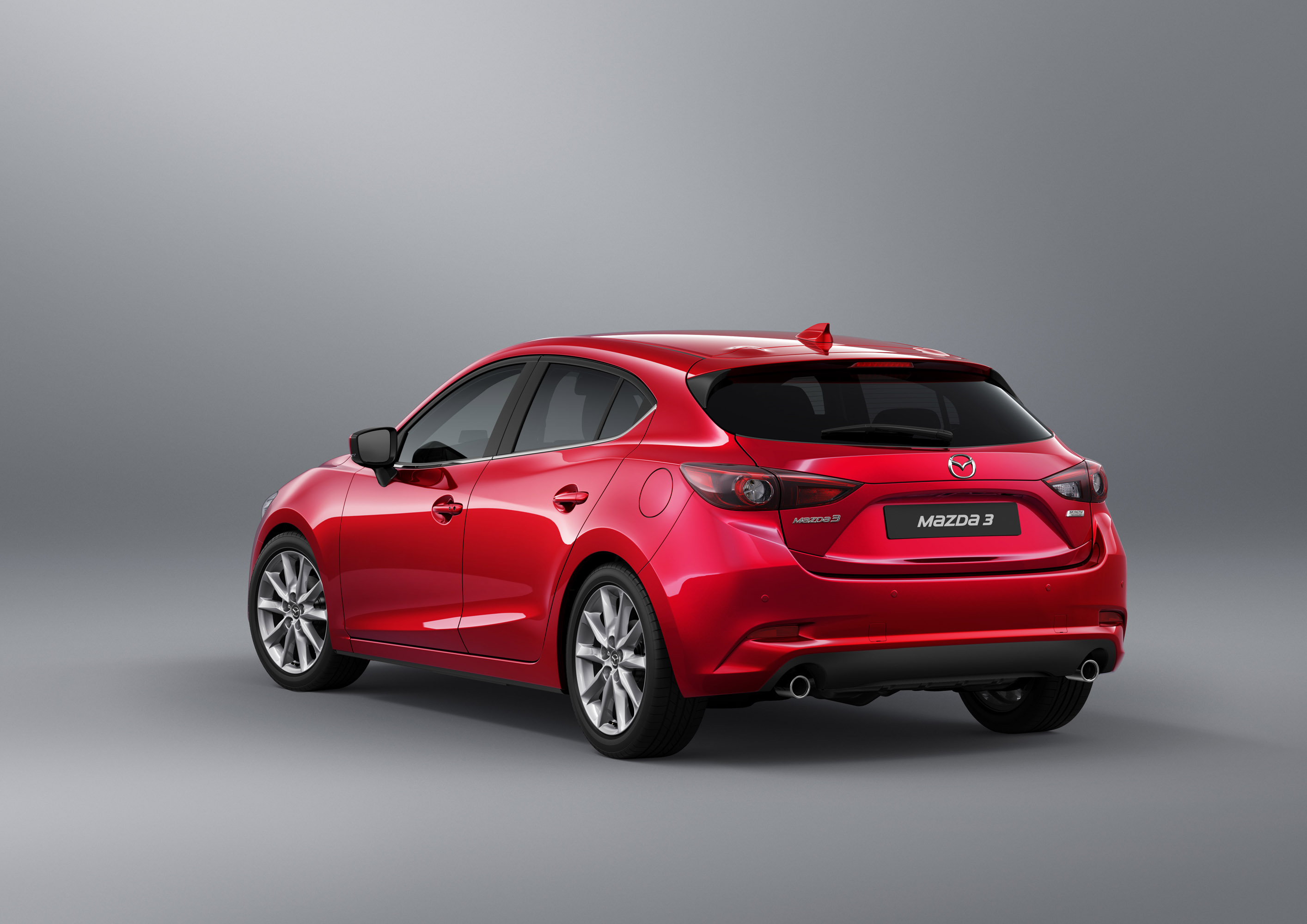 Mazda axela 2019