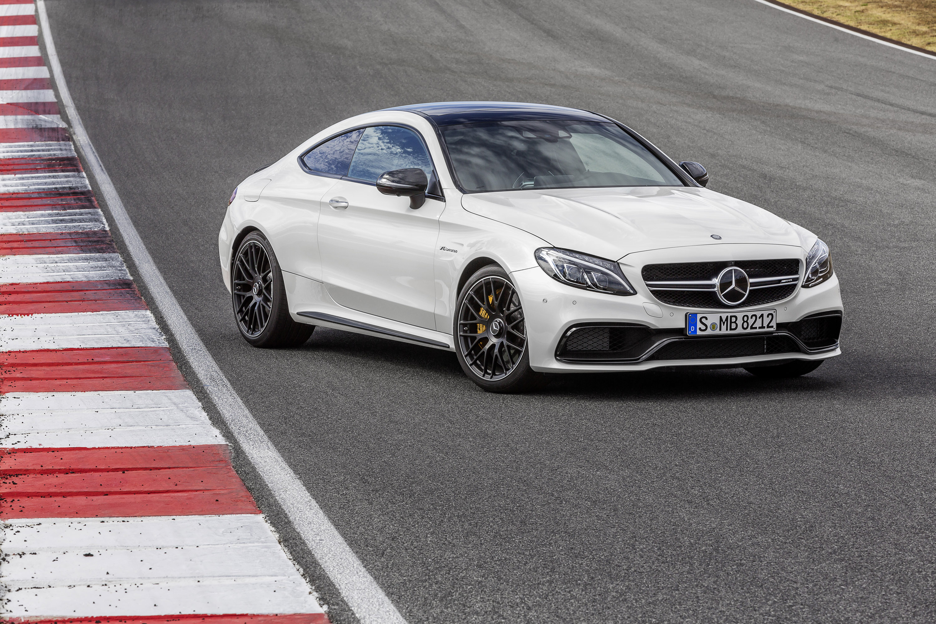 Mercedes-Benz AMG C63 Coupe