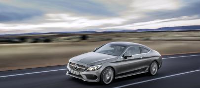 Mercedes-Benz C-Class Coupe (2017) - picture 4 of 32