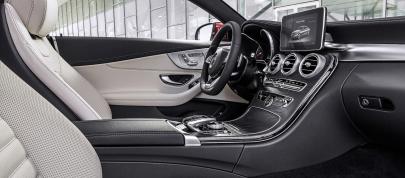 Mercedes-Benz C-Class Coupe (2017) - picture 28 of 32
