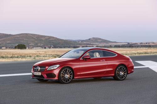 Mercedes-Benz C-Class Coupe (2017) - picture 1 of 32