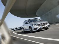 Mercedes-Benz E-Class Estate (2017) - picture 1 of 8