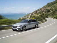 Mercedes-Benz E-Class Estate (2017) - picture 2 of 8