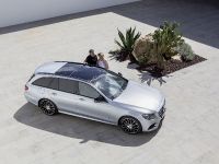 Mercedes-Benz E-Class Estate (2017) - picture 4 of 8