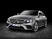 Mercedes-Benz E-Class (2017) - picture 1 of 9