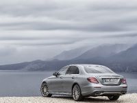 Mercedes-Benz E-Class (2017) - picture 6 of 9