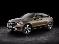 Mercedes-Benz GLC Coupe (2017) - picture 3 of 6