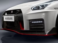 Nissan GT-R NISMO (2017) - picture 10 of 11