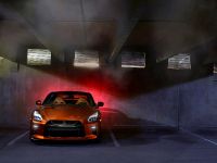 Nissan GT-R (2017) - picture 2 of 48