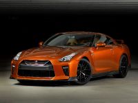Nissan GT-R (2017) - picture 5 of 48