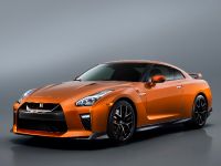 Nissan GT-R (2017) - picture 6 of 48