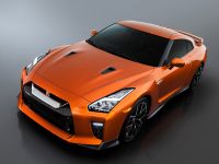 Nissan GT-R (2017) - picture 7 of 48