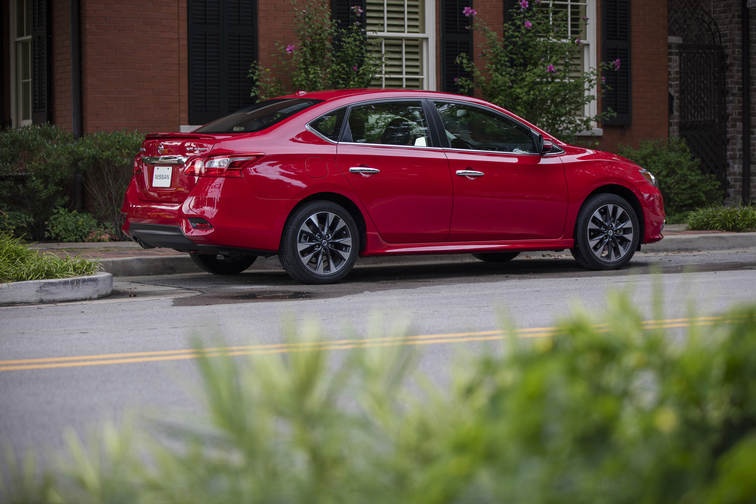 Nissan Sentra SR Turbo