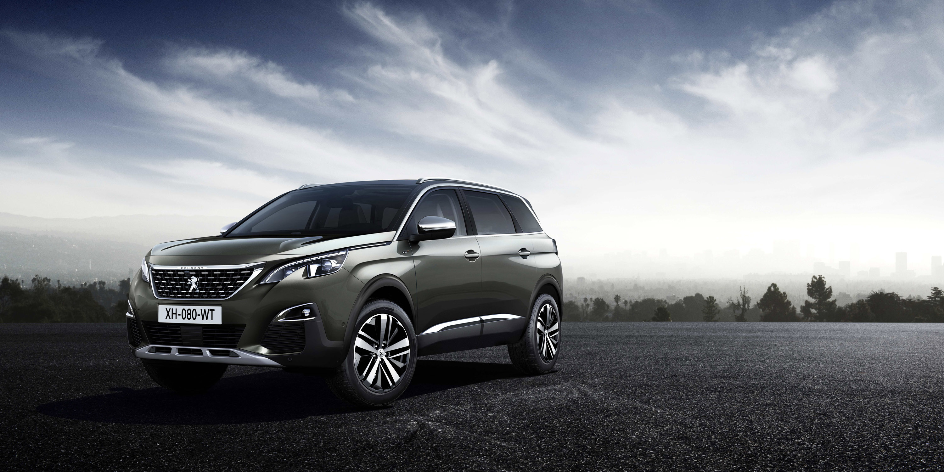 PEUGEOT 5008