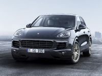 Porsche Cayenne Platinum Edition (2017) - picture 1 of 7