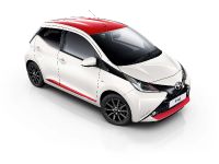 Toyota Aygo x-press (2017) - picture 2 of 2