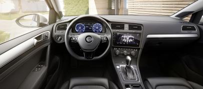 Volkswagen e-Golf (2017) - picture 7 of 8