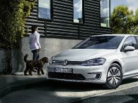 Volkswagen e-Golf (2017) - picture 2 of 8