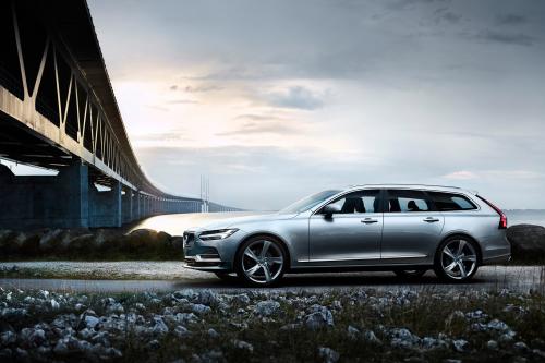 Volvo V90 feat. Zlatan Ibrahimovic (2017) - picture 9 of 9