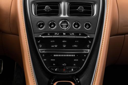 Aston Martin DB11 AMR (2018) - picture 8 of 11