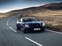Aston Martin DB11 AMR (2018) - picture 2 of 11