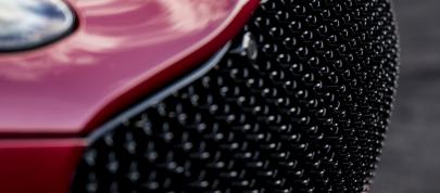 Aston Martin DBS Superleggera (2018) - picture 7 of 10