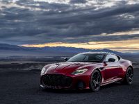 Aston Martin DBS Superleggera (2018) - picture 1 of 10