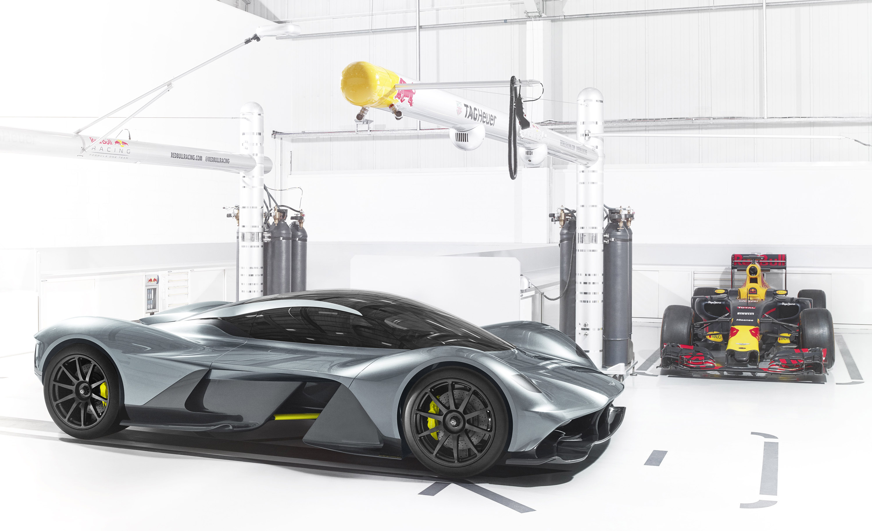 Aston Martin Red Bull Racing AM-RB 001