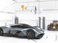 Aston Martin Red Bull Racing AM-RB 001 (2018) - picture 3 of 15