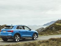 Audi Q3 SUV (2018) - picture 2 of 5