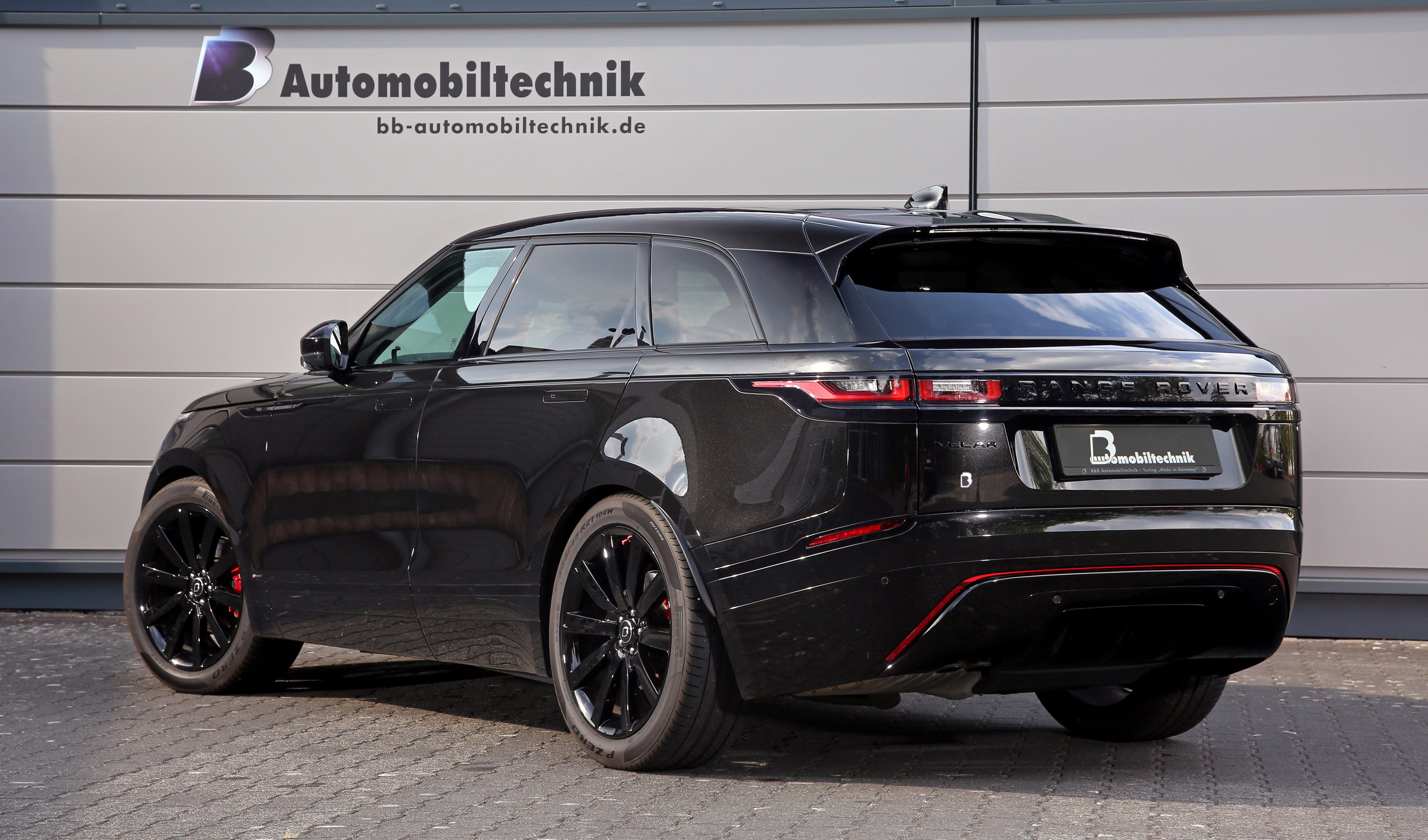 B&B Land Rover Velar