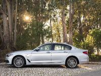 BMW 530e iPerformance 5 Series (2018) - picture 13 of 24