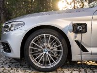 BMW 530e iPerformance 5 Series (2018)