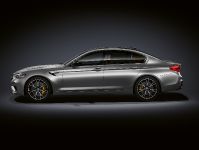 BMW M5 Competition Sedan (2018) - picture 3 of 13