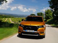 DS Automobiles DS 7 CROSSBACK (2018) - picture 1 of 14