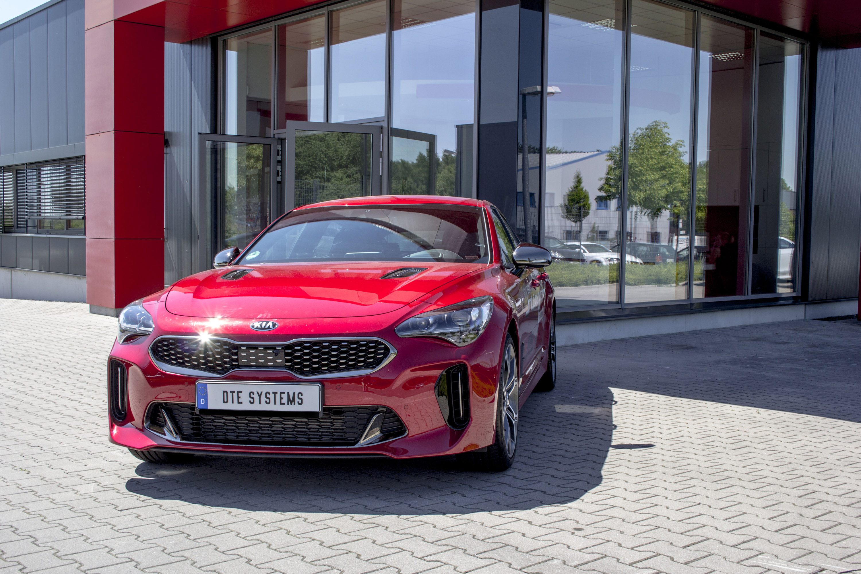 DTE Performance Kia Stinger