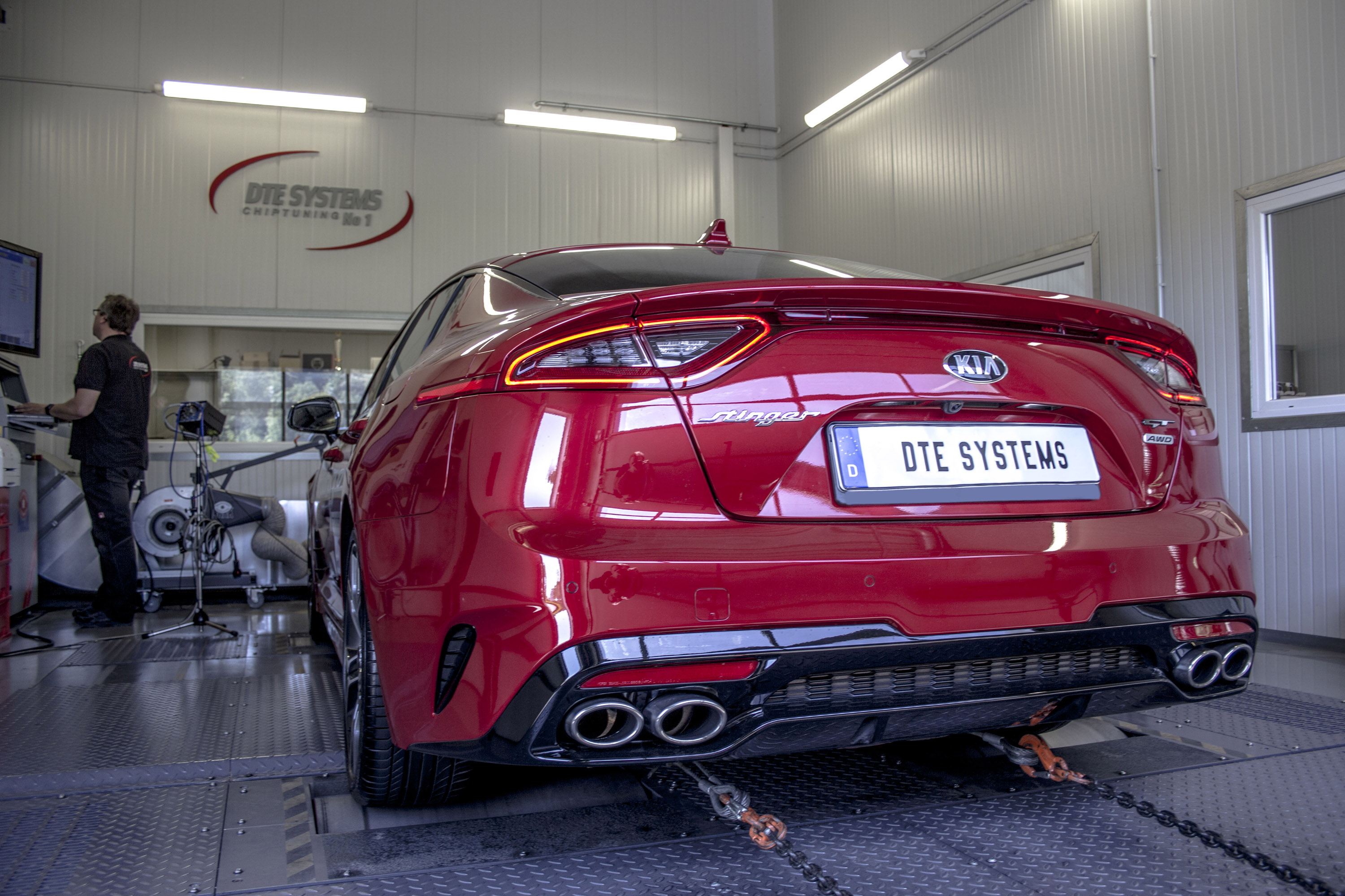 DTE Performance Kia Stinger