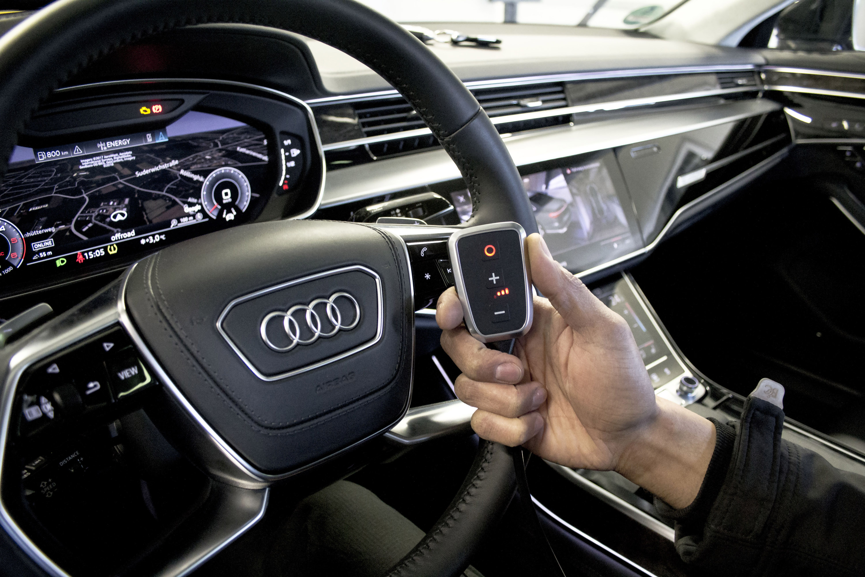 DTE Systems Audi A8