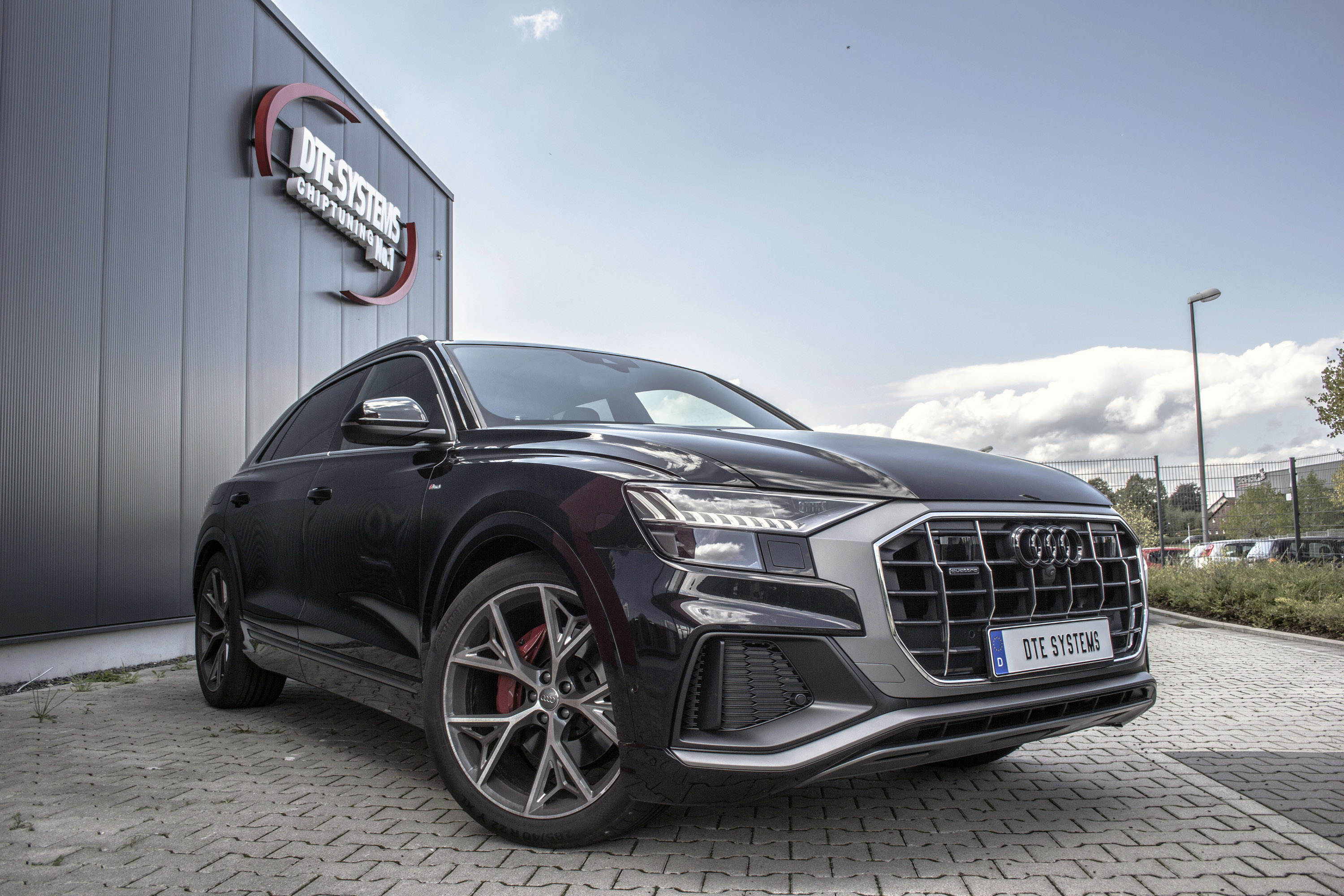2018 DTE Systems Audi Q8