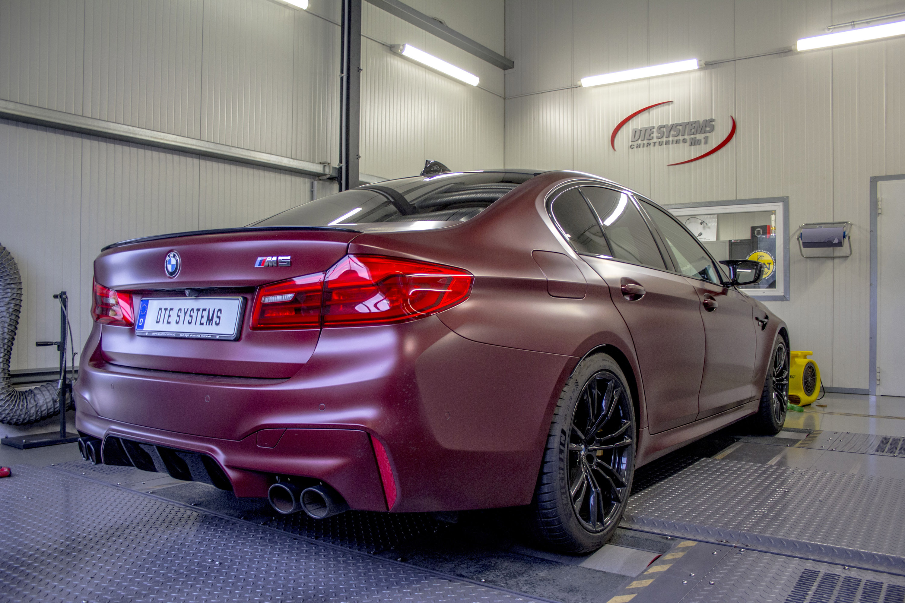 DTE Systems BMW M5
